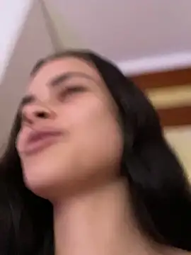 HannaRhodes online show from 10, 9, 2025