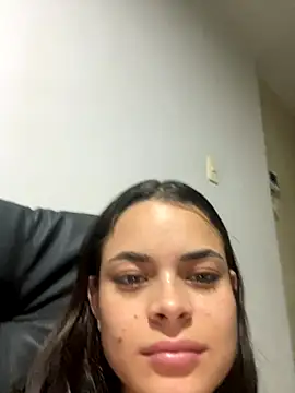 HannaRhodes online show from 31, 10, 2025