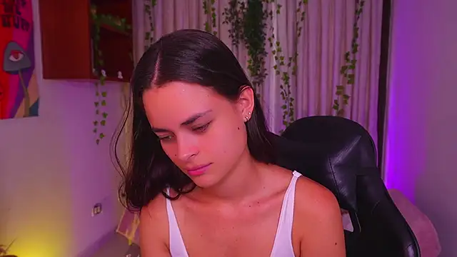 HannaRhodes online show from 9, 3, 2026