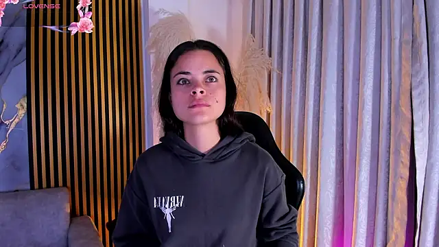 HannaRhodes online show from 22, 3, 2026