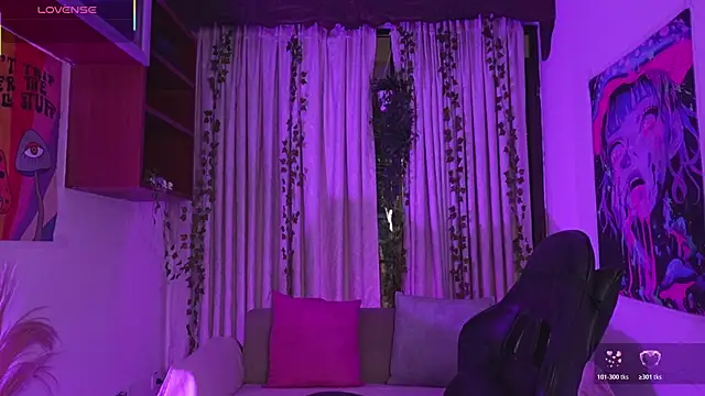 HannaRhodes online show from 24, 2, 2026