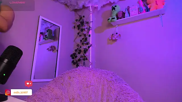 Snapshot of MadelineBenet chatting on 30, 9, 2025 MadelineBenet online show from 30, 9, 2025