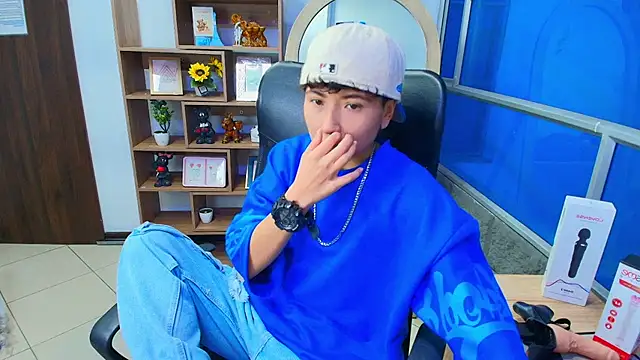 Snapshot of Im_Mathias chatting on 29, 11, 2025 Im Mathias online show from 29, 11, 2025