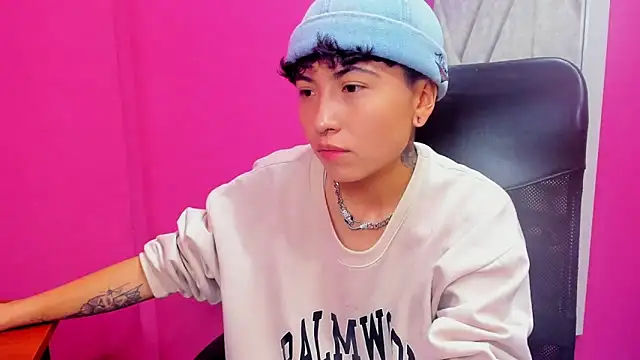 Snapshot of Im_Mathias chatting on 26, 11, 2025 Im Mathias online show from 26, 11, 2025