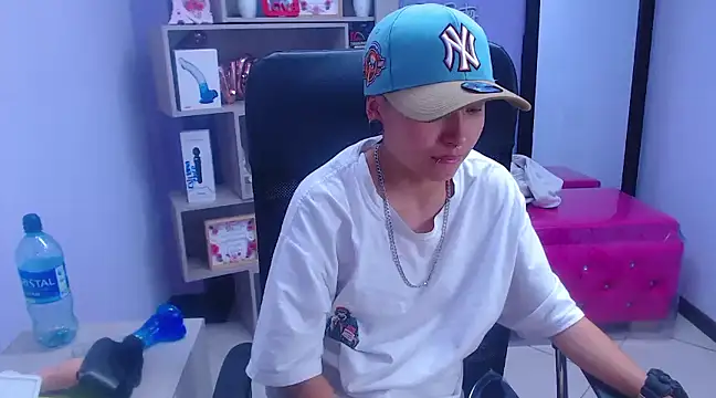 Snapshot of Im_Mathias chatting on 13, 2, 2025 Im Mathias online show from 13, 2, 2025