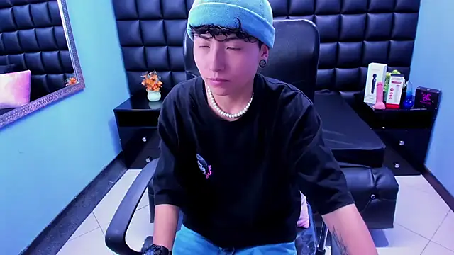 Snapshot of Im_Mathias chatting on 10, 9, 2025 Im Mathias online show from 10, 9, 2025