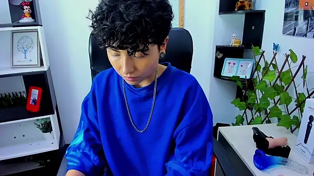 Snapshot of Im_Mathias chatting on 15, 10, 2025 Im Mathias online show from 15, 10, 2025