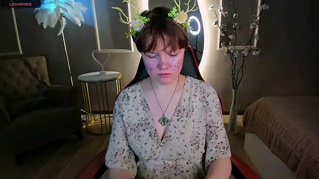 DreamyLuna online show from 30, 11, 2025