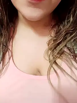 Hotoufia38 online show from 20, 2, 2025