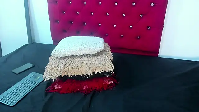 Melody Megann online show from 17, 1, 2026