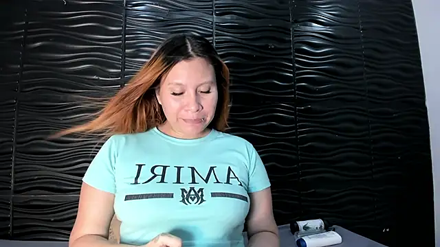 Snapshot of Melody_Megann chatting on 15, 7, 2026 Melody Megann online show from 15, 7, 2026
