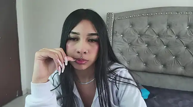 Nesuko kamado  online show from 8, 3, 2025