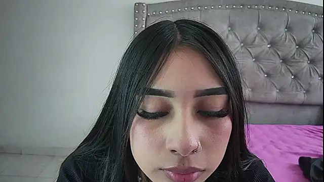 Nesuko kamado  online show from 3, 10, 2025