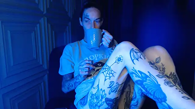 Snapshot of RavenryderUK chatting on 29, 6, 2026 RavenryderUK online show from 29, 6, 2026