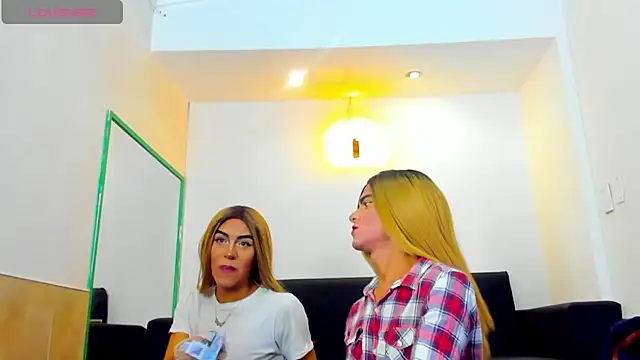 Isabella stanford2 online show from 21, 3, 2025