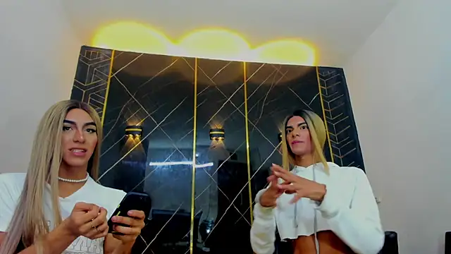 Isabella stanford2 online show from 11, 3, 2025