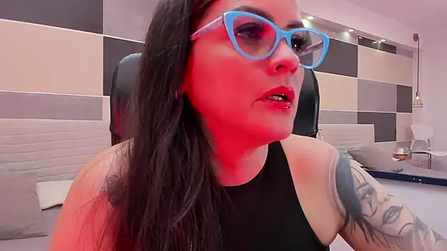 Zara Jackson online show from 26, 6, 2026