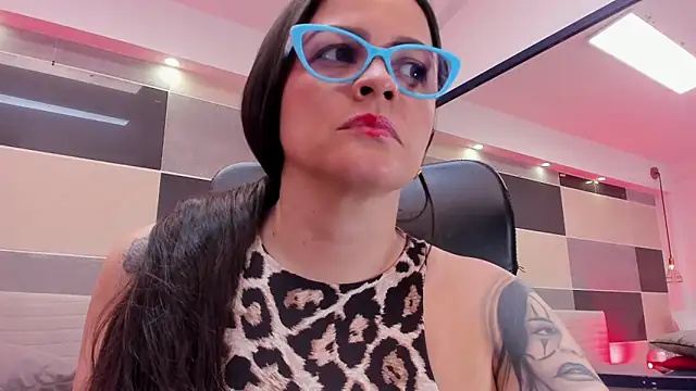 Zara Jackson online show from 3, 6, 2026