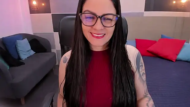 Zara Jackson online show from 2, 12, 2025