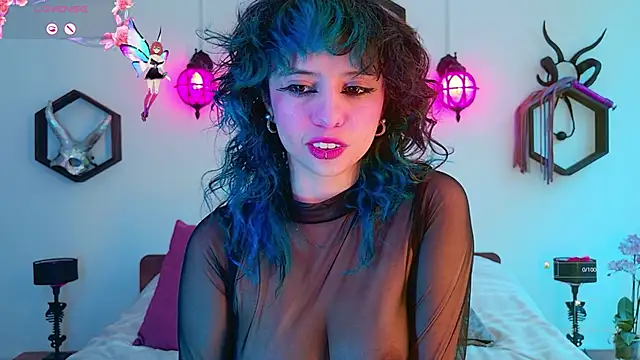 Sweet Chaos online show from 5, 11, 2025