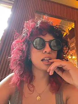 Sweet Chaos online show from 12, 4, 2026