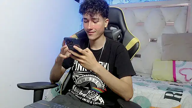 johnny cagee online show from 14, 11, 2025