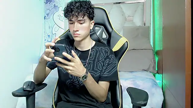 johnny cagee online show from 26, 10, 2025