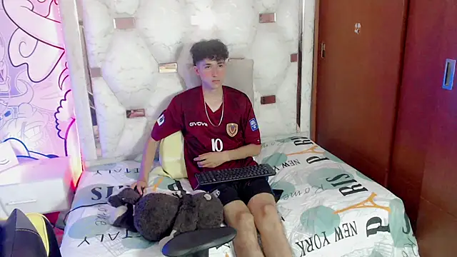 johnny cagee online show from 16, 11, 2025