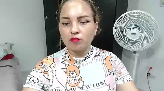 Agatha browser online show from 21, 3, 2025