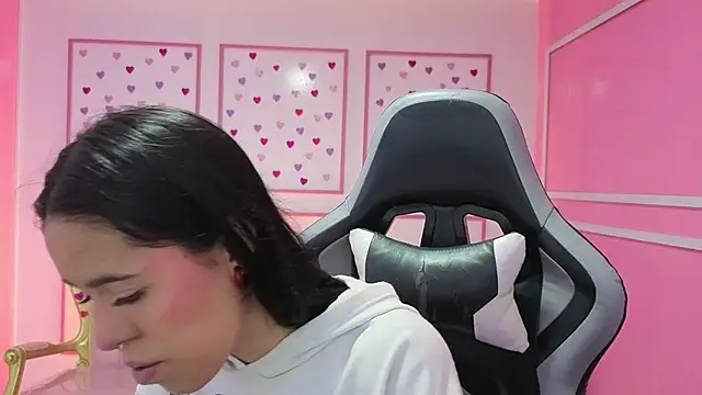 stephania t online show from 25, 9, 2025