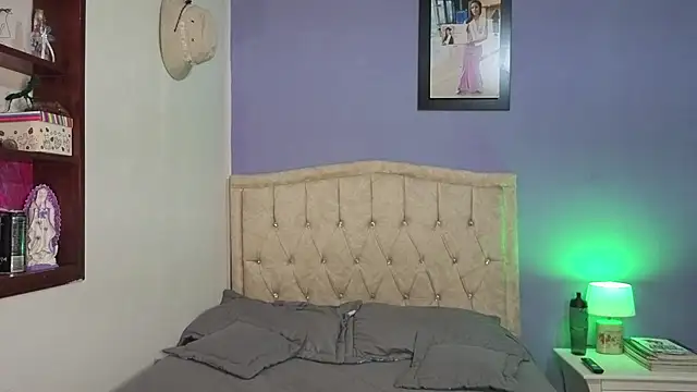 stephania t online show from 13, 4, 2026