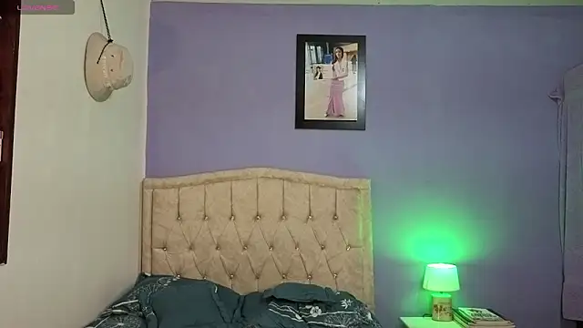 stephania t online show from 14, 4, 2026