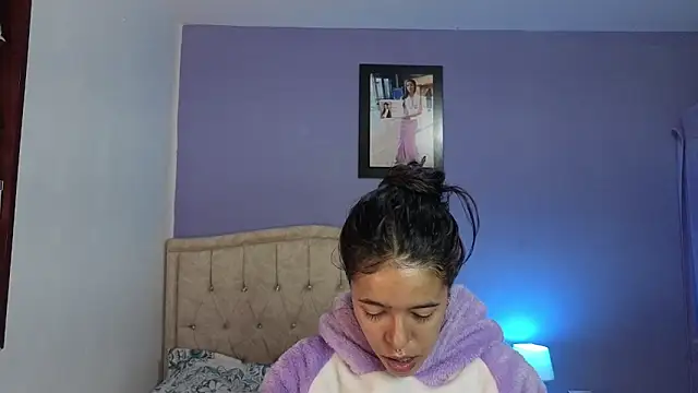 stephania t online show from 13, 5, 2026