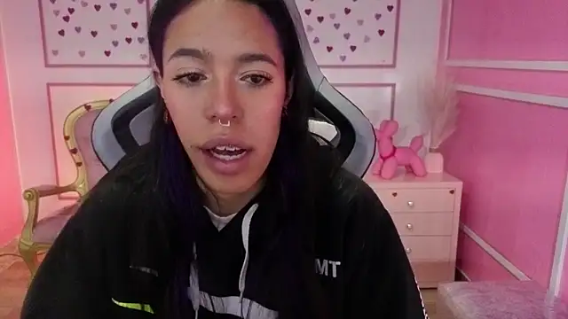 stephania t online show from 29, 11, 2025