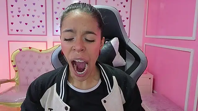 stephania t online show from 26, 9, 2025