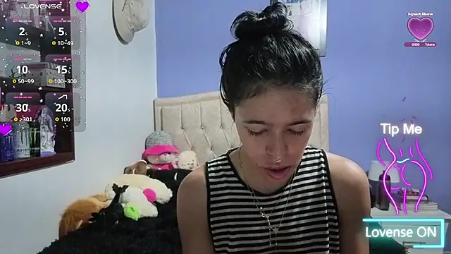 Snapshot of stephania_t chatting on 7, 7, 2026 stephania t online show from 7, 7, 2026