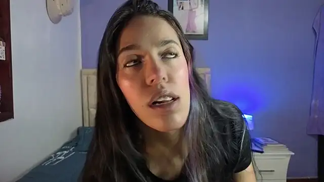 stephania t online show from 9, 4, 2026