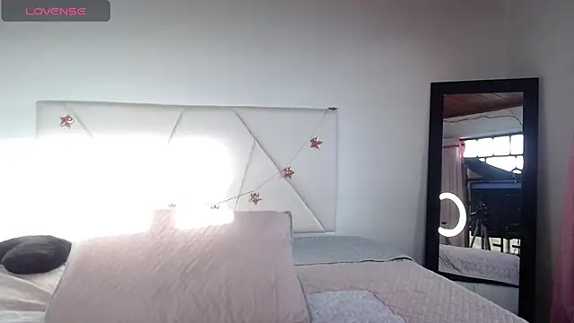 julz 03 online show from 3, 12, 2025