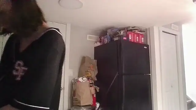 Snapshot of TheSexiest2025 chatting on 12, 2, 2025 TheSexiest2025 online show from 12, 2, 2025