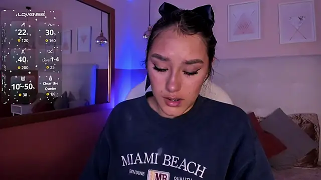  Sophie  miller online show from 10, 4, 2026