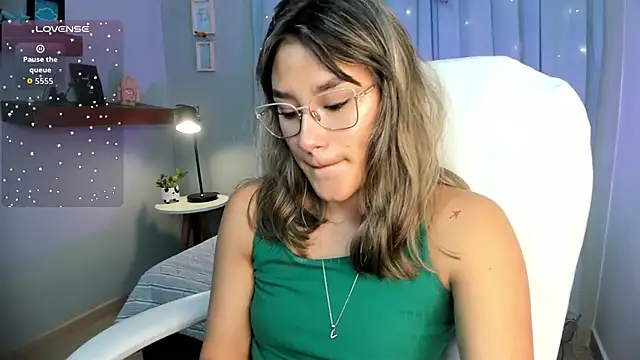  Sophie  miller online show from 25, 5, 2026