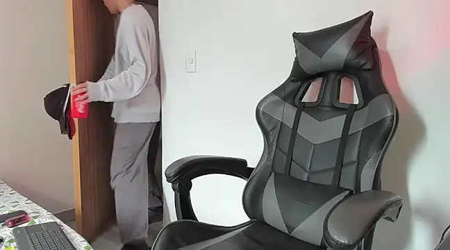 leo030809 online show from 14, 3, 2025