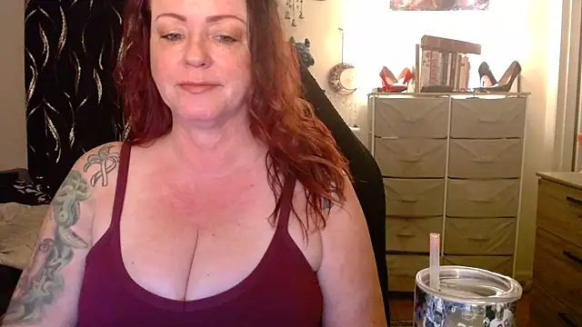 Nikkimastersgirl1091 online show from 17, 2, 2026