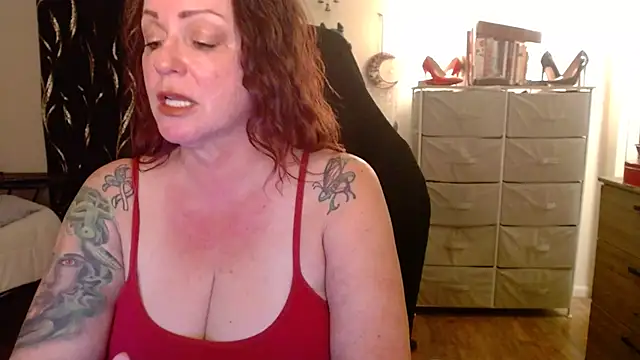 Nikkimastersgirl1091 online show from 14, 3, 2026