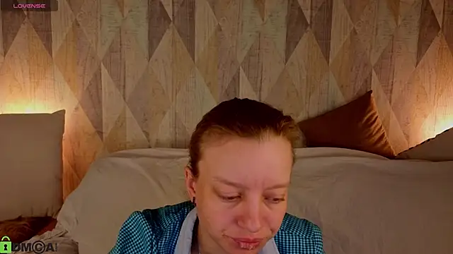 Snapshot of Michelle_Blond chatting on 11, 6, 2026 Michelle Blond online show from 11, 6, 2026
