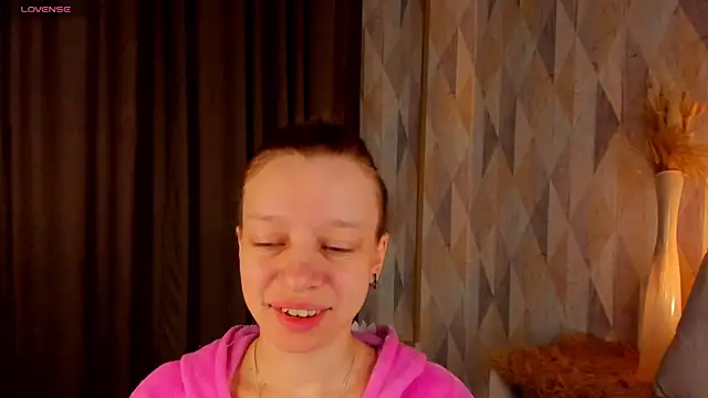 Michelle Blond online show from 18, 5, 2026
