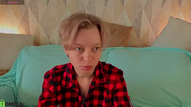 Snapshot of Michelle_Blond chatting on 16, 7, 2026 Michelle Blond online show from 16, 7, 2026