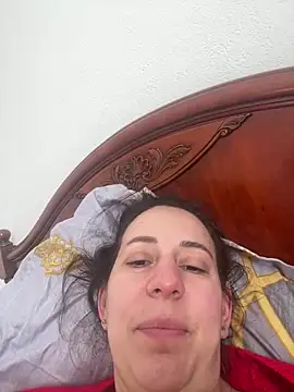 Renattasweetboobs online show from 13, 3, 2026