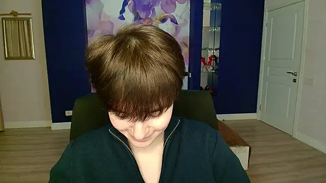 EmiliaYours online show from 22, 2, 2025