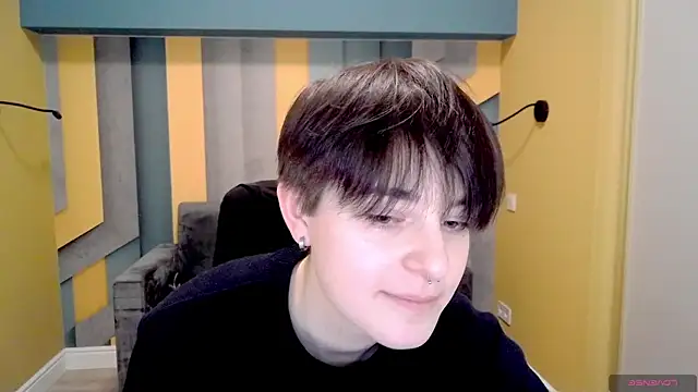 EmiliaYours online show from 17, 2, 2025